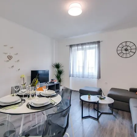 Lägenhet Sherri Rijeka